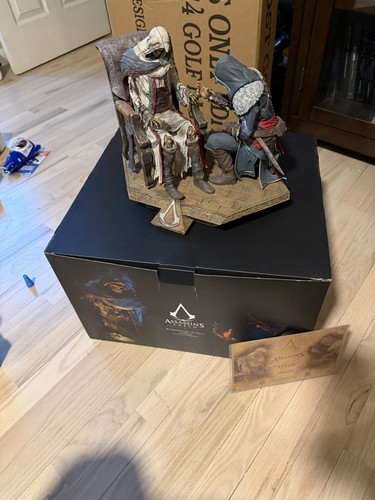 Statua assassins creed rip - statua,