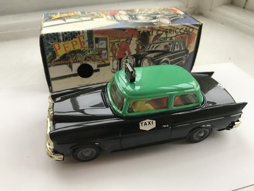 Taxi giocattolo vintage