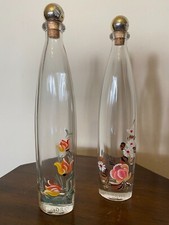 2 Bottiglie di vetro grappa Marzadro dipinte a mano