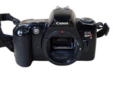Canon EOS Rebel XS DSLR