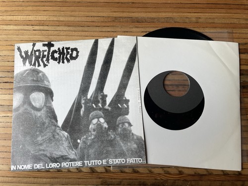 Wretched nome del loro - nome,