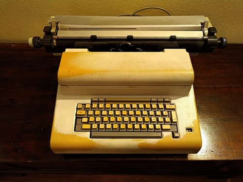 Macchina scrivere olivetti - scrivere,