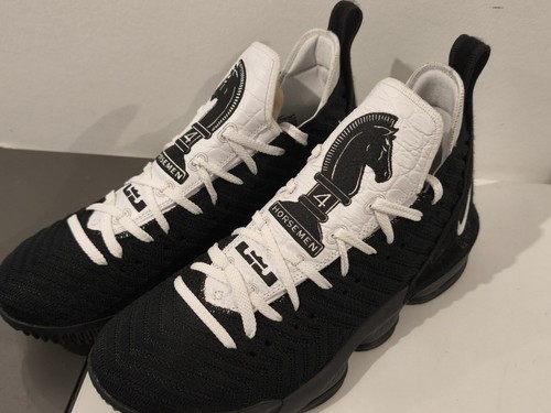 Nike-LeBron-16-Quattro-Cavalie