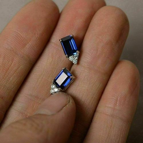 Orecchini perno zaffiro blu - orecchini, a