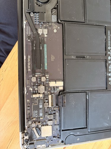 Macbook air a1465 mid 2014 - macbook,