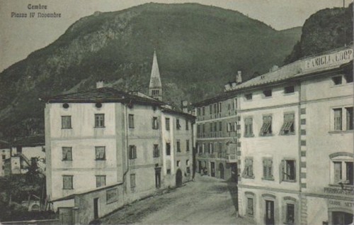 Cembra piazza novembre - -,