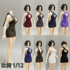 Modellino gonna corta collo