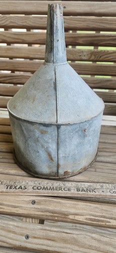 Imbuto vintage metallo - imbuto,