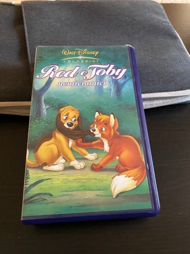 Red toby nemiciamici vhs - red, e