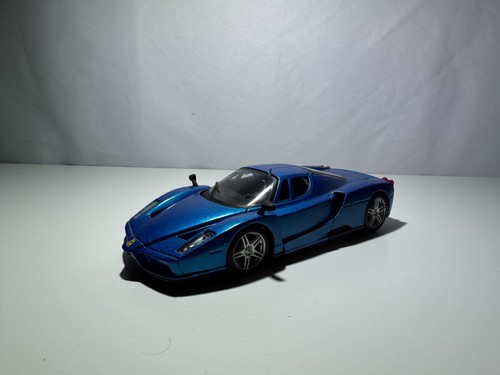 Modellino auto bburago - auto, 1:24
