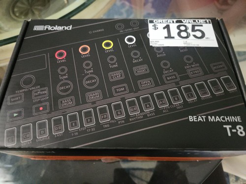 Roland aira compact - t-8,