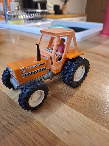 Britains farm toys fiat 90 - farm,