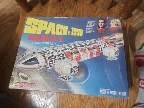 Space 1999 eagle transporter - space:1999,