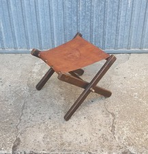 VECCHIO SGABELLO CUOIO 38x40h.32 SGABELLO PIEGHEVOLE LEGNO ANTICO SGABELLO LEGNO