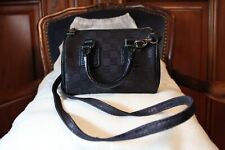 Borsa bauletto a tracolla Sisley nera