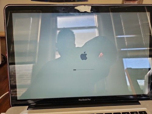Apple macbook pro - apple,