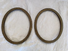 Coppia di cornici in metallo