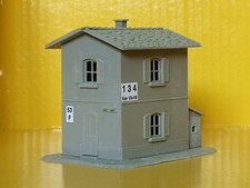 Casello ferroviario FS stile