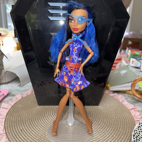 Monster high art - art, class