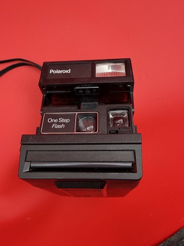 Polaroid one step flash - one,