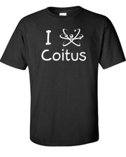 T-shirt o felpa con cappuccio