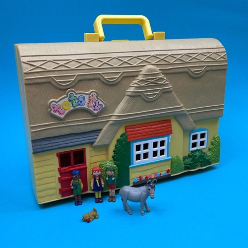 Rare tots play cottage - tv,