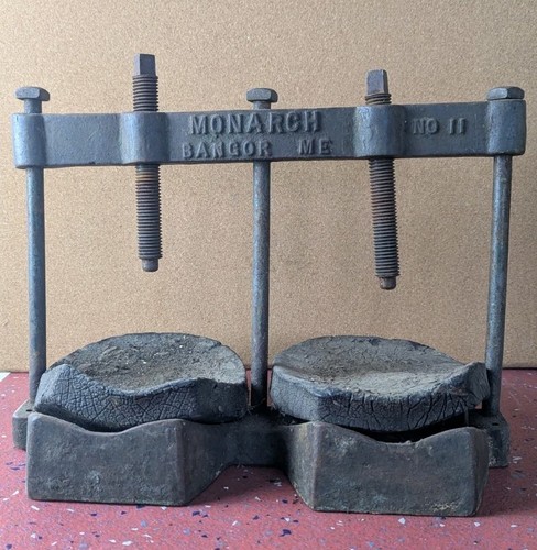 Antica pressa per suola scarpa