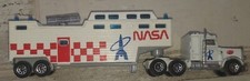 CAMION CAMIONCINO + RIMORCHIO MATCHBOX NASA PETERBIT LOW BED TRAILER 1981