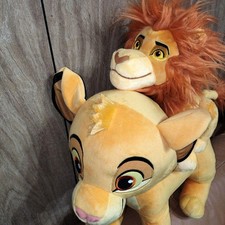 Lotto 2 peluche Disney Mufasa