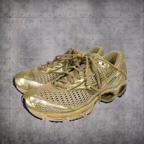 Rare gold mizuno wave - rare✨gold,
