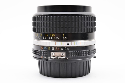 Obiettivo grandangolare nikon - obiettivo,
