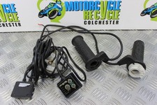 Manopole riscaldate Suzuki