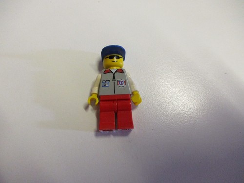 Lego personaggio città