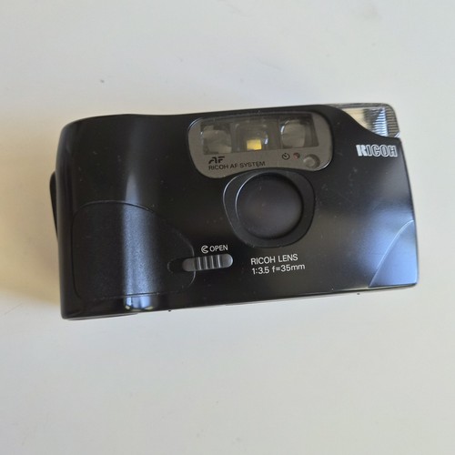 Ricoh point shoot 35 - ricoh,
