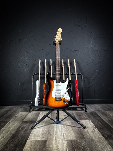 Squier bullet stratocaster - squier, hss