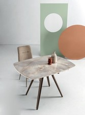 Tavolo da pranzo in pietra