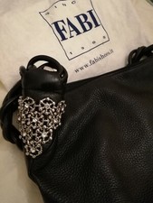 Borsa piccola nera Fabi vera pelle morbidissima, tracolla intreccio