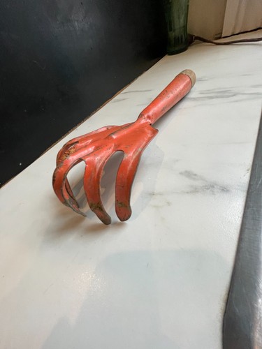 Vtg cultivator hand rake - vtg,