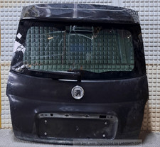 52056197 Portello post