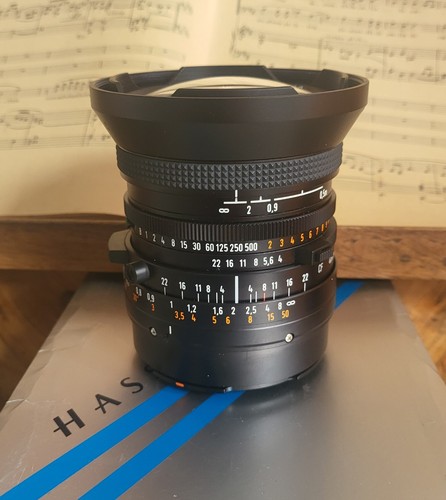 Obiettivo carl zeiss - carl,