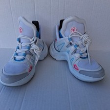 Louis Vuitton Archlight