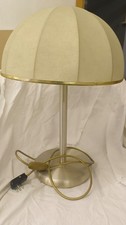 abat-jour in stile Art-Decò. Struttura in metallo e paralume in tessuto panna
