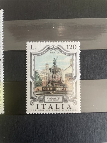 Francobolli fontane - le,