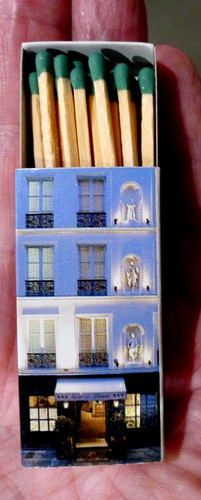 Scatola fiammiferi - , e