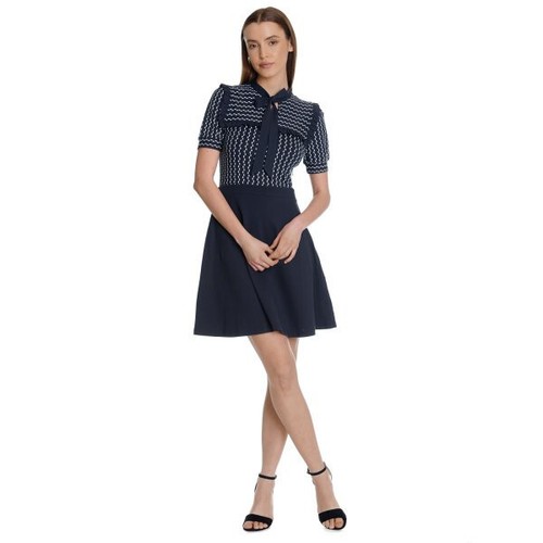 Abito vestito con spalline