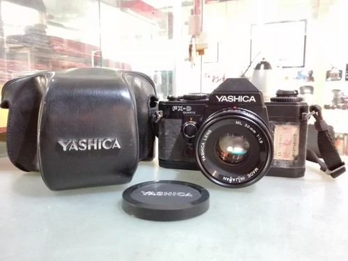 Yashica d quartz con - quartz,
