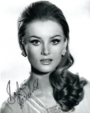 ASTA DI BENEFICENZA Barbara Bouchet Foto Autografata Signed Photo Casino Royale