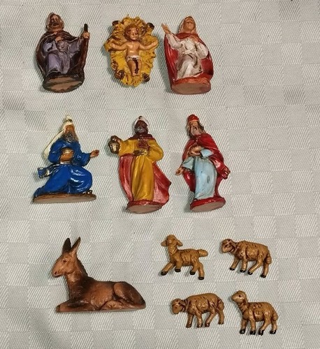 Lotto figurini personaggi - figurini,