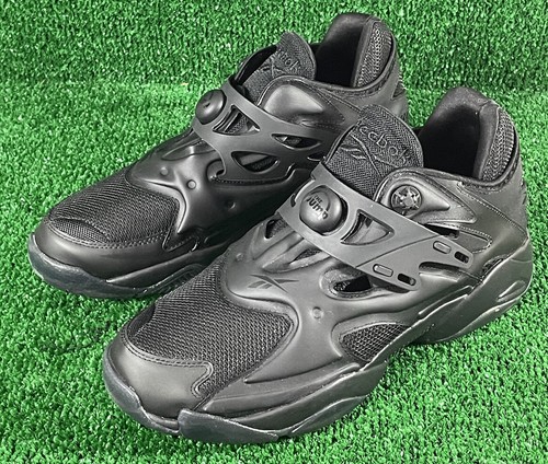 Reebok pump court - triple, black