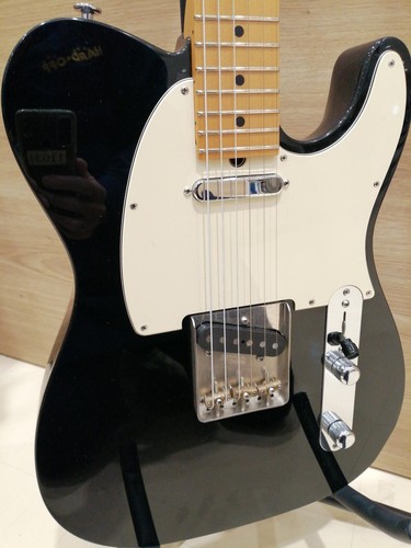 Chitarra elettrica classica